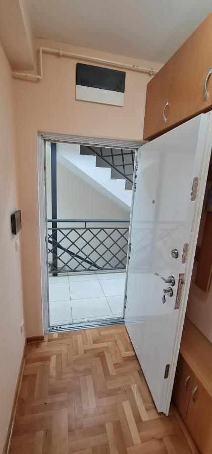 Design Apartment Rio: Business Lux in City Center Cuprija Exterior photo